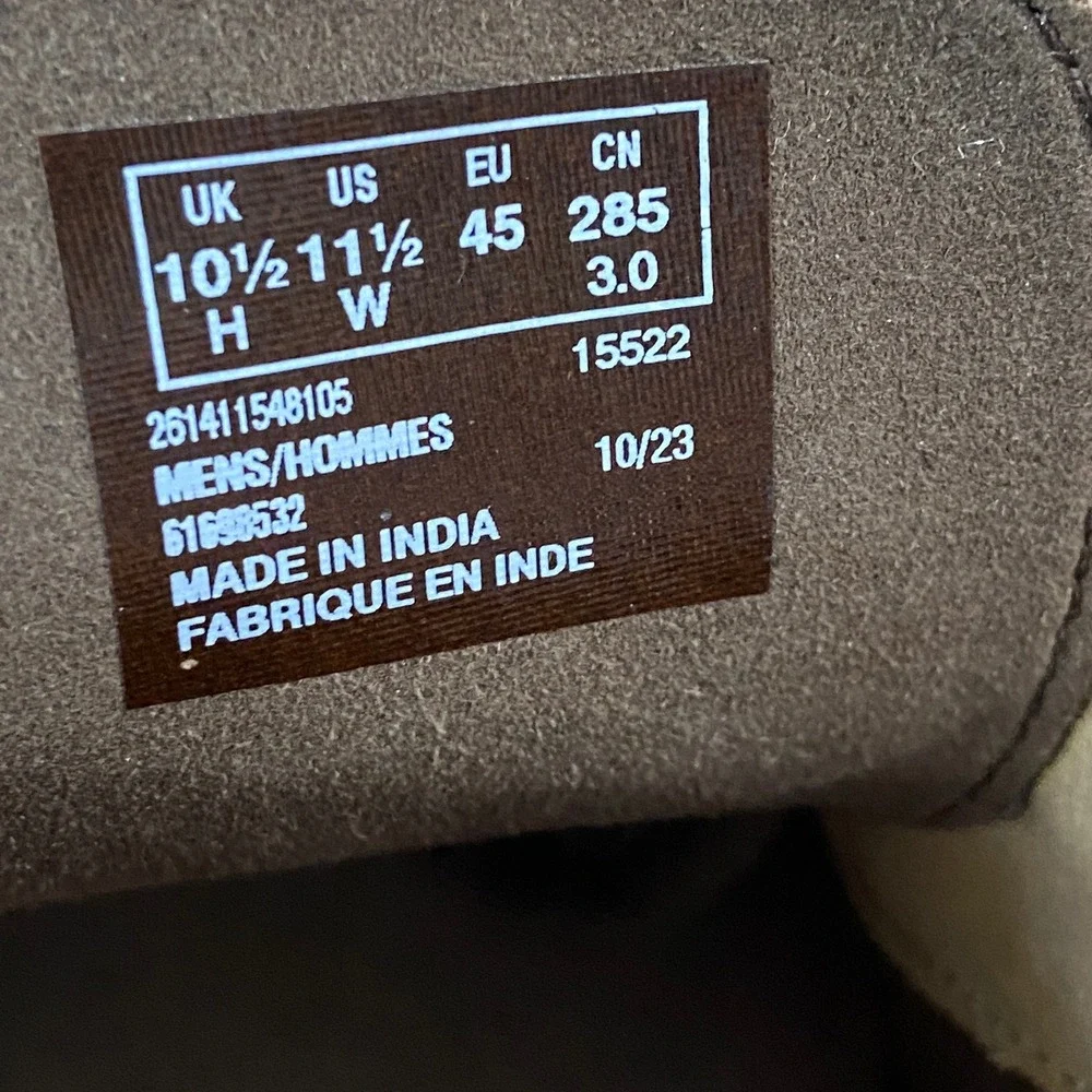 Clarks Bushacre 2 Taupe Suede Chukka Boots Mens 11.5 W 26141154